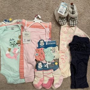 Baby girl 3-6 month clothes NEW-Carters